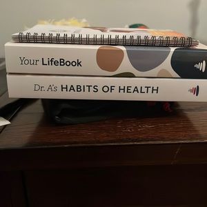 Optavia life book, habits of health and guidance first 30 days.